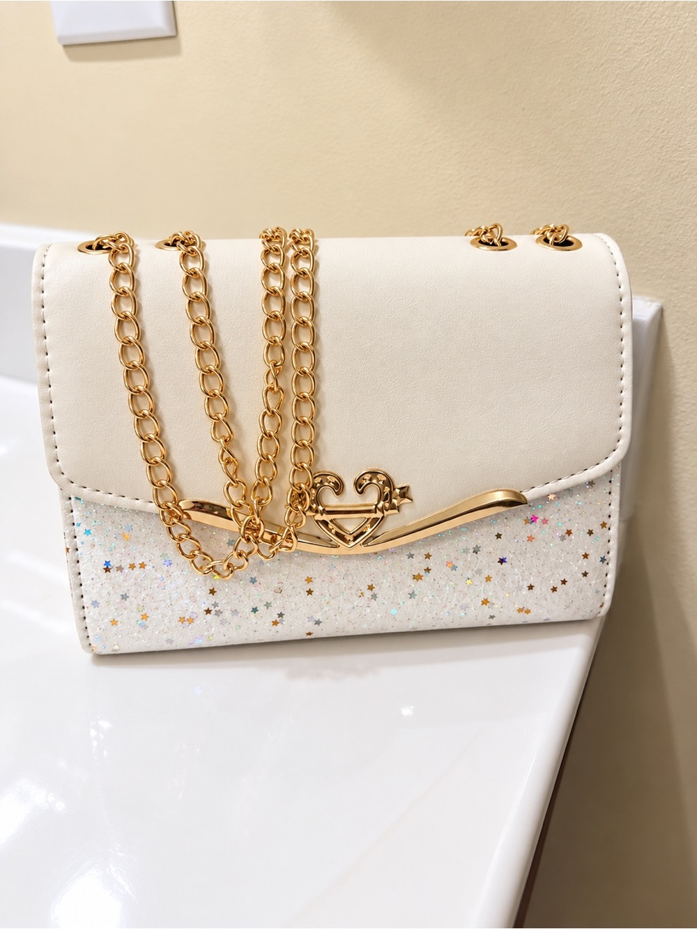 Elegant White Glitter Star Crossbody Bag with Gold Chain